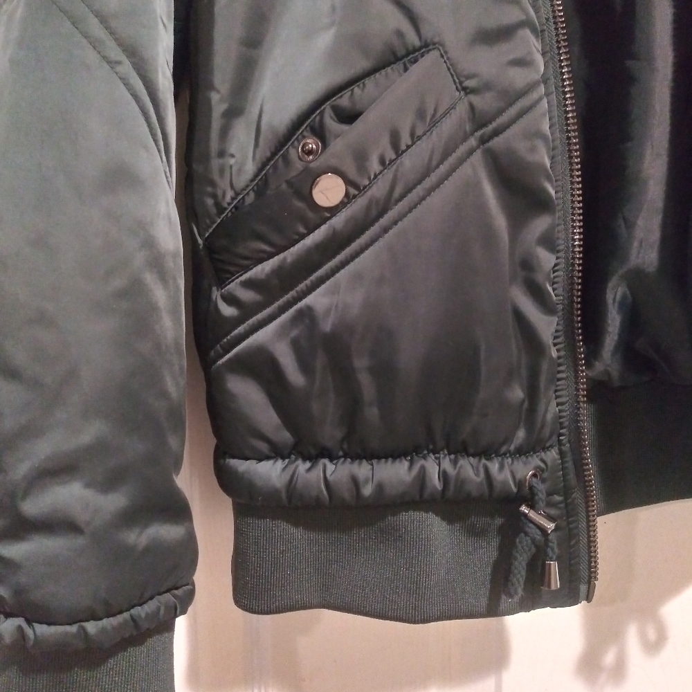 Jacket - Picture 2 of 3